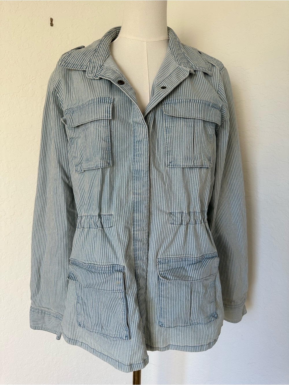 Universal Thread Striped Utility Denim Jacket Size Medium